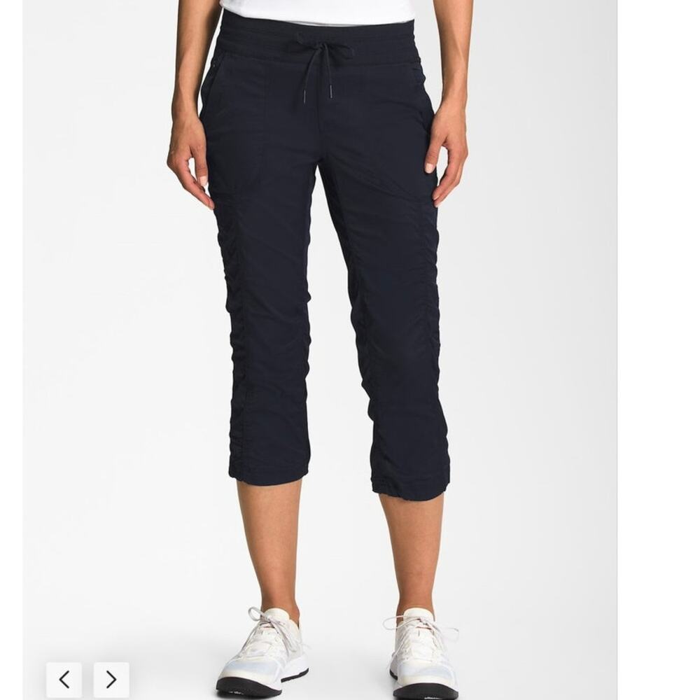The North Face Women's Aphrodite 2.0 Capris in black size small